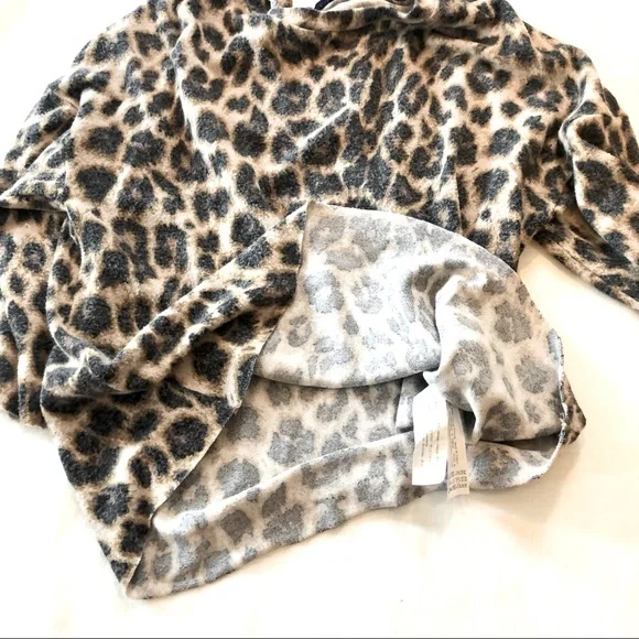 Zara Trafaluc Animal Print Top - Picture 13 of 16